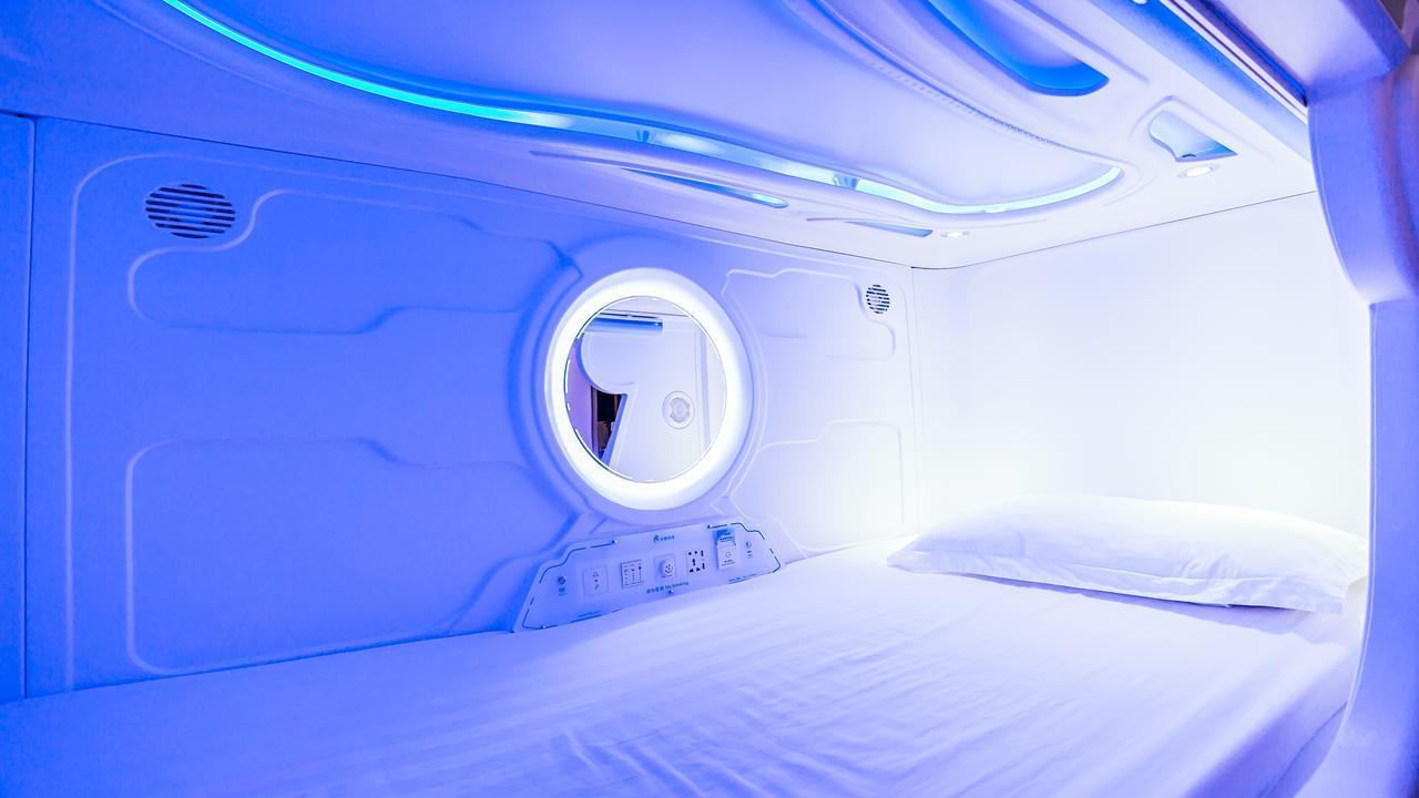 Spacepod@Sg Singapore Bagian luar foto