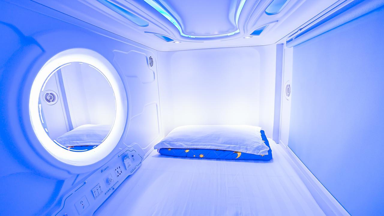 Spacepod@Sg Singapore Bagian luar foto